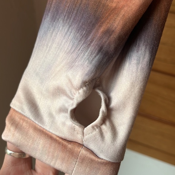 Athletic quarter-zip - Picture 3 of 6